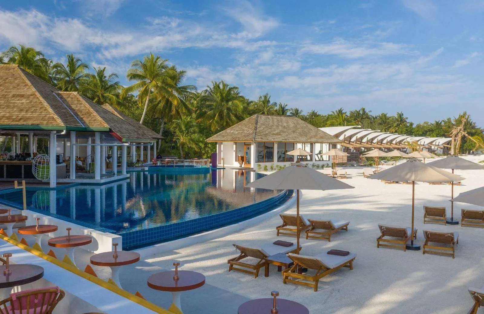 Cinnamon Hakuraa Huraa Maldives 4*