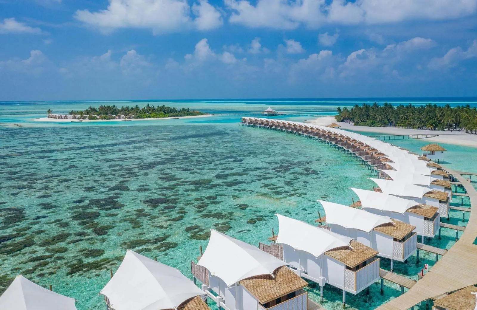 Cinnamon Hakuraa Huraa Maldives 4*