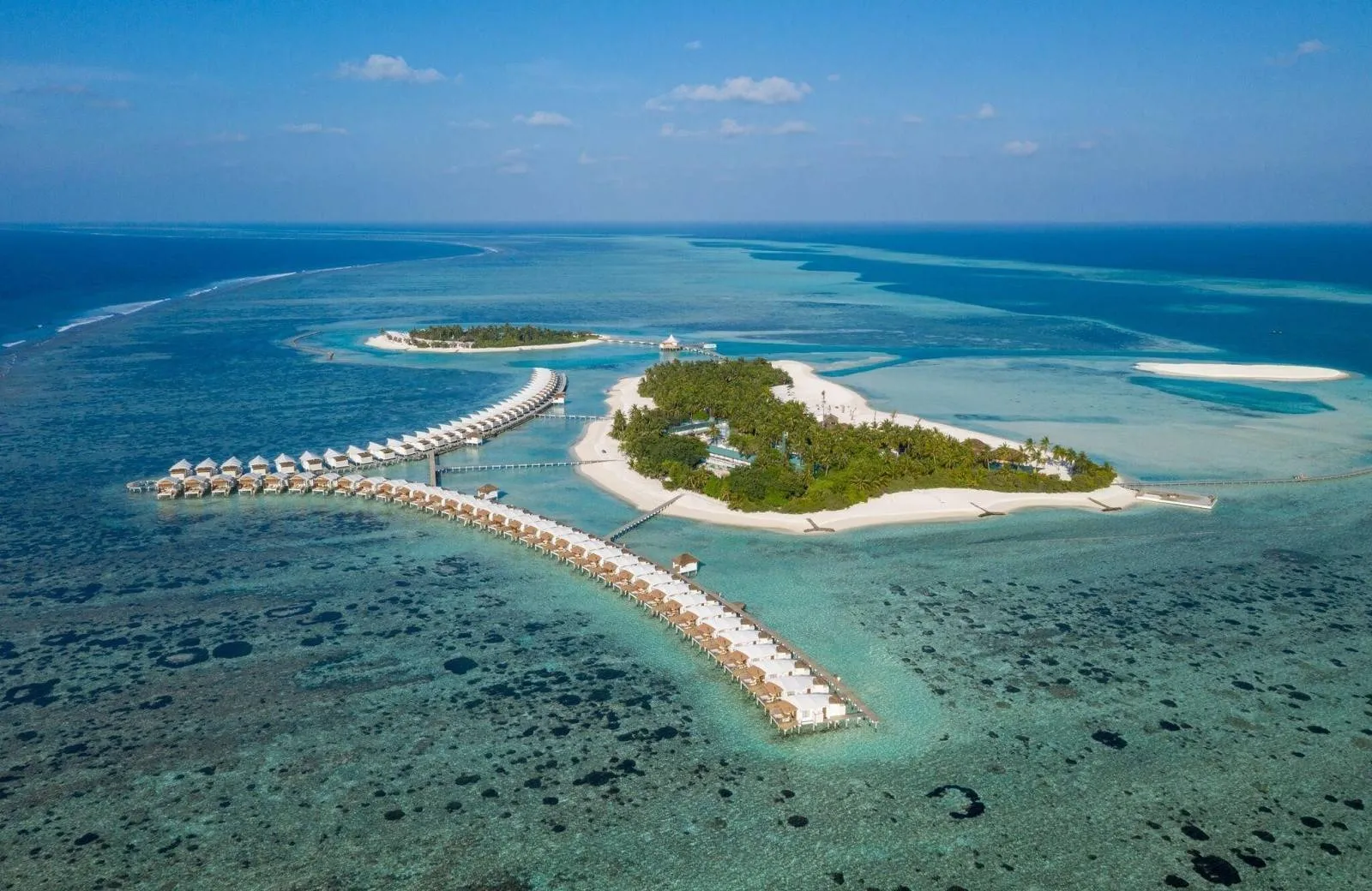 Cinnamon Hakuraa Huraa Maldives 4*