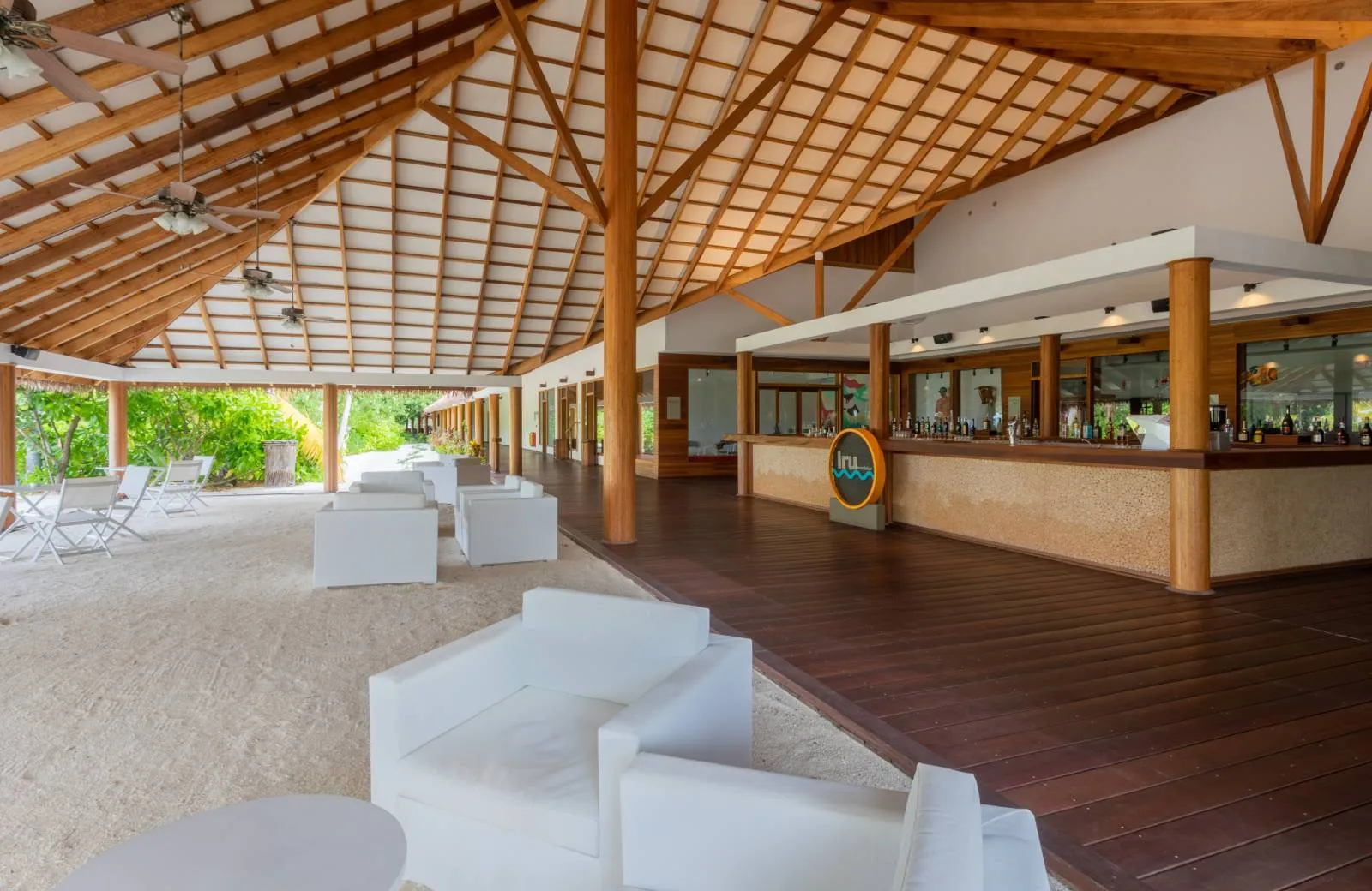 Cinnamon Velifushi Maldives 4*