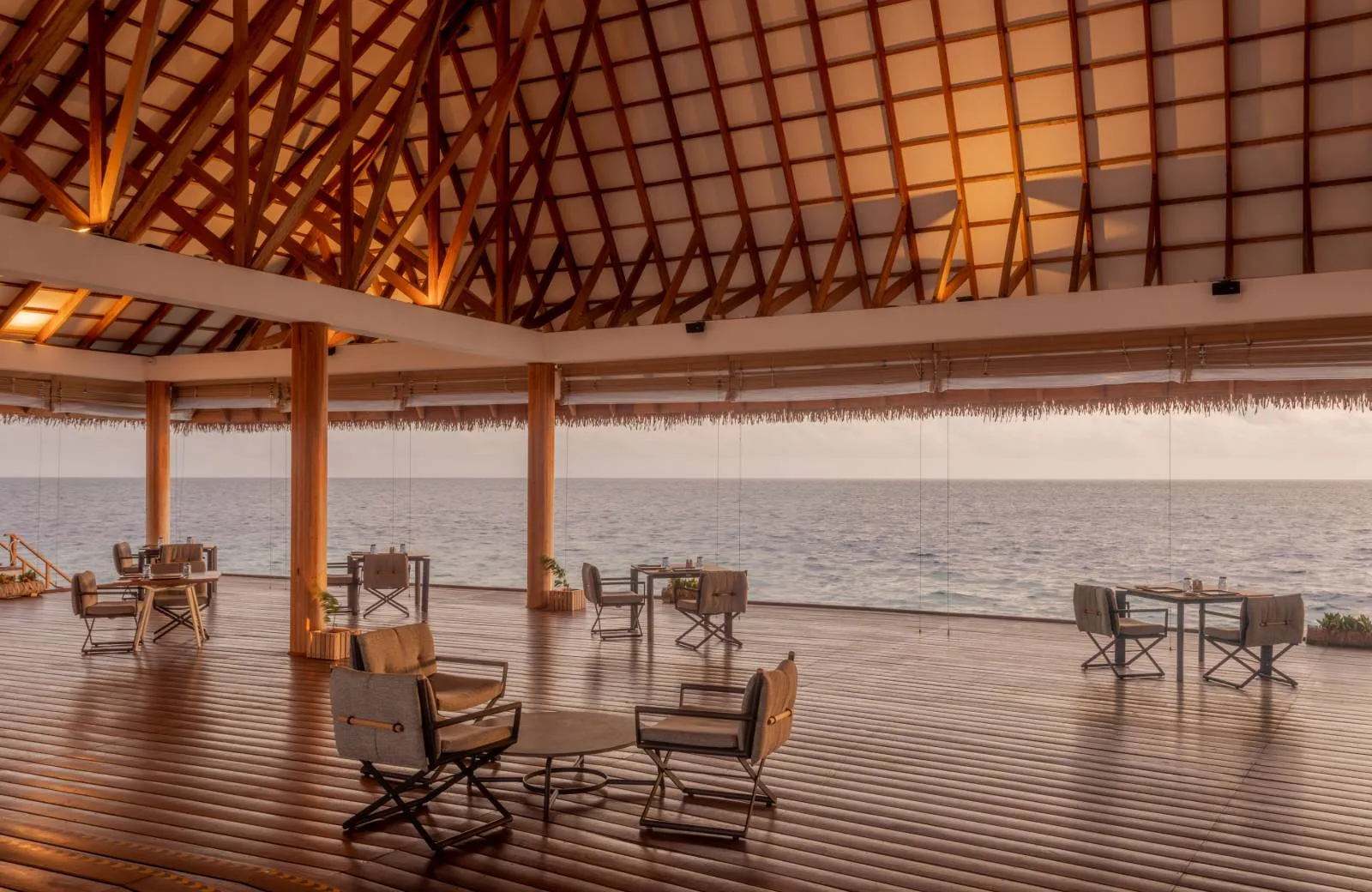Cinnamon Velifushi Maldives 4*