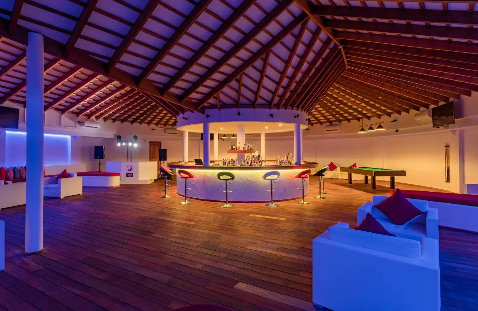 Cinnamon Velifushi Maldives 4*