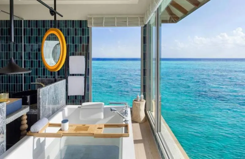 Avani+ Fares Maldives Resort 5*