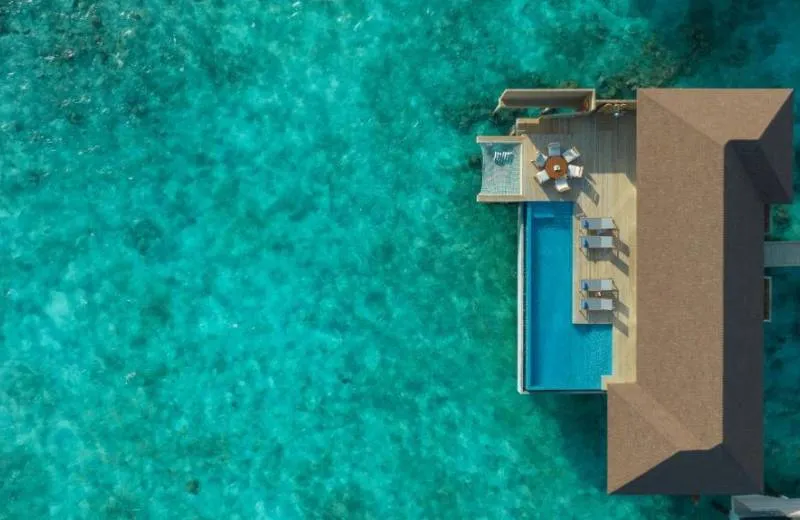 Avani+ Fares Maldives Resort 5*