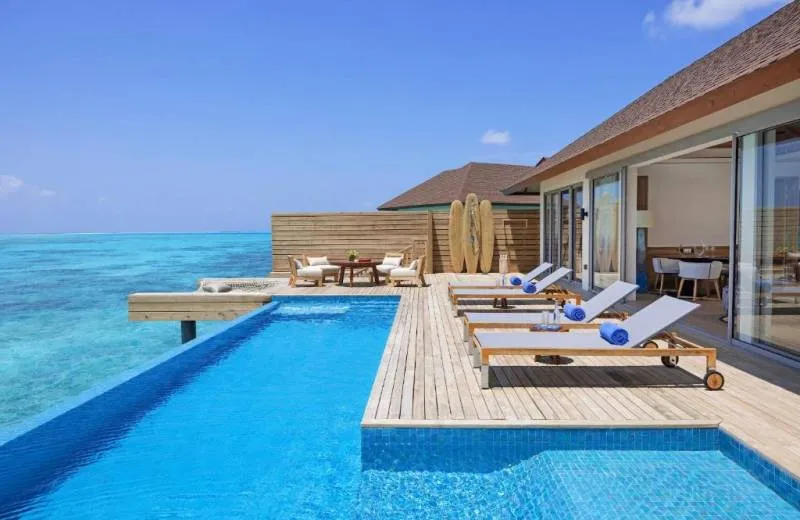 Avani+ Fares Maldives Resort 5*