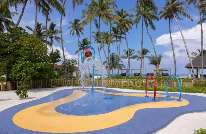 Avani+ Fares Maldives Resort 5*