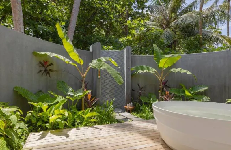 Avani+ Fares Maldives Resort 5*