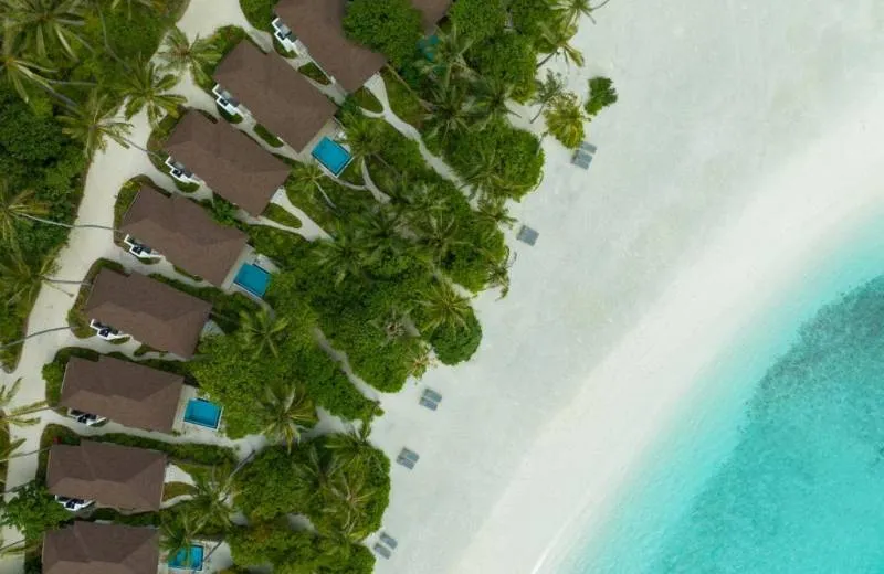 Avani+ Fares Maldives Resort 5*