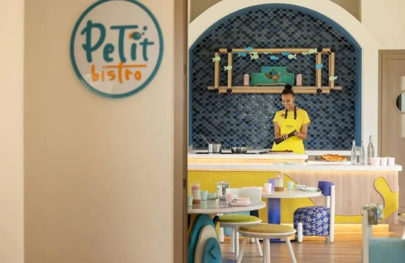 Avani+ Fares Maldives Resort 5*