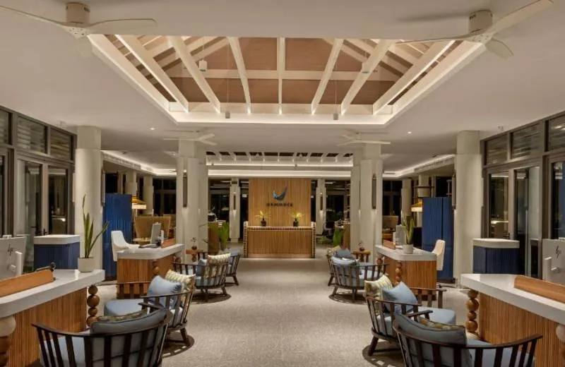 Avani+ Fares Maldives Resort 5*