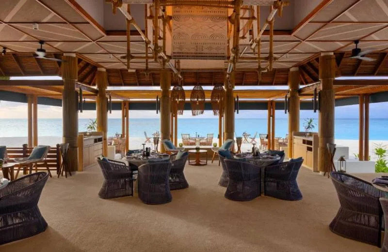 Avani+ Fares Maldives Resort 5*