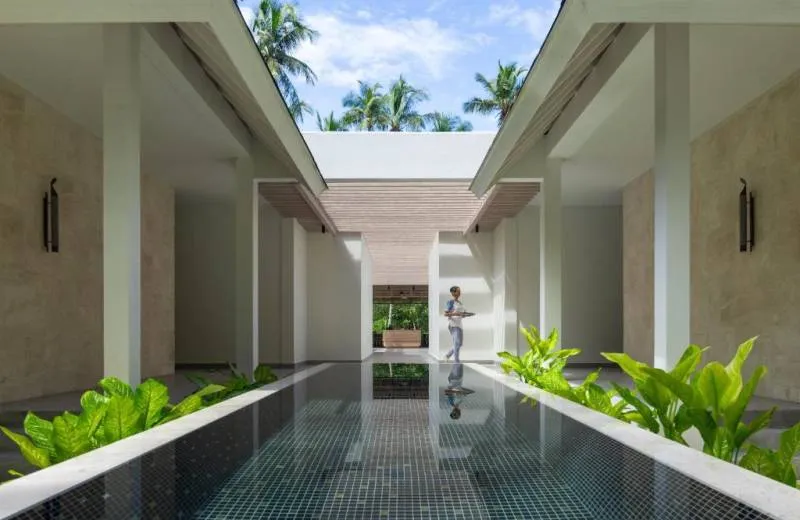 Avani+ Fares Maldives Resort 5*