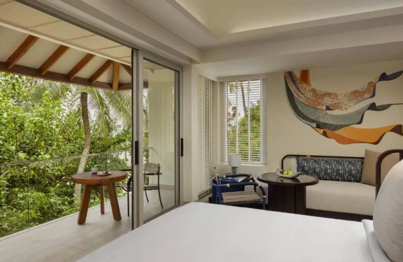 Avani+ Fares Maldives Resort 5*