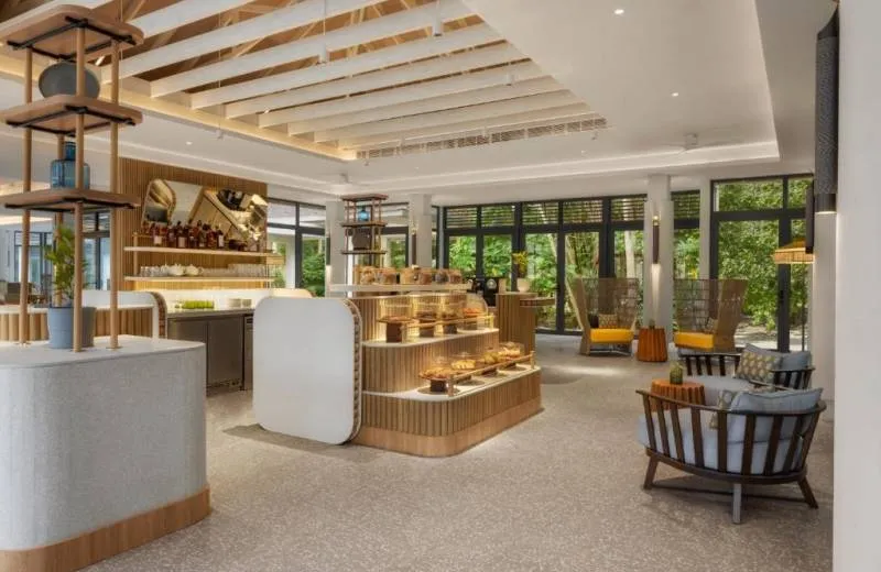 Avani+ Fares Maldives Resort 5*