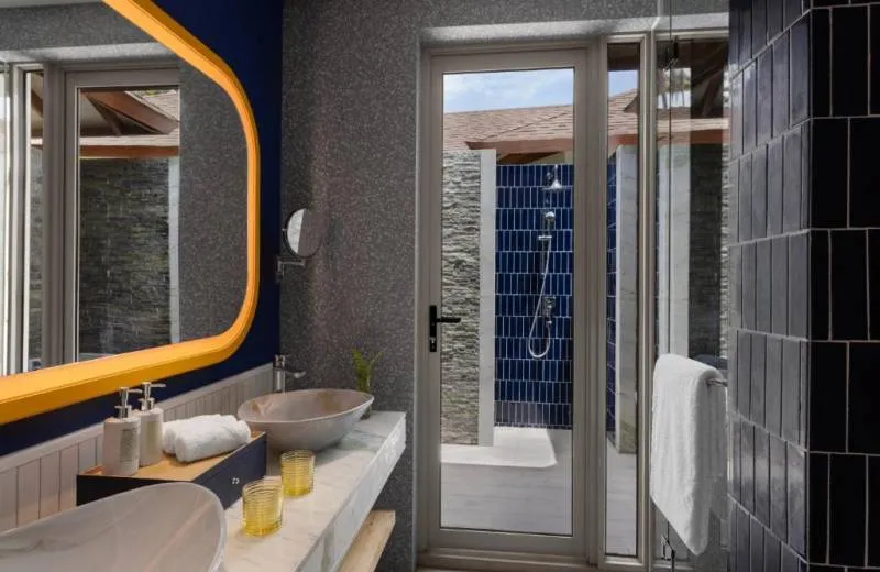 Avani+ Fares Maldives Resort 5*