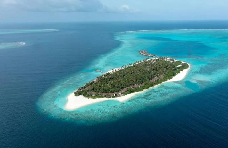 Avani+ Fares Maldives Resort 5*