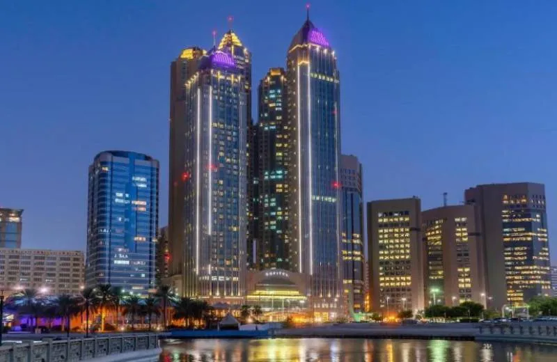 Sofitel Abu Dhabi Corniche Hotel 5*
