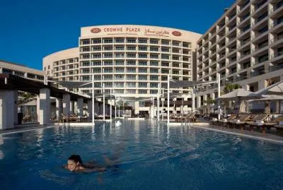 Crowne Plaza Abu Dhabi Yas Island 4*