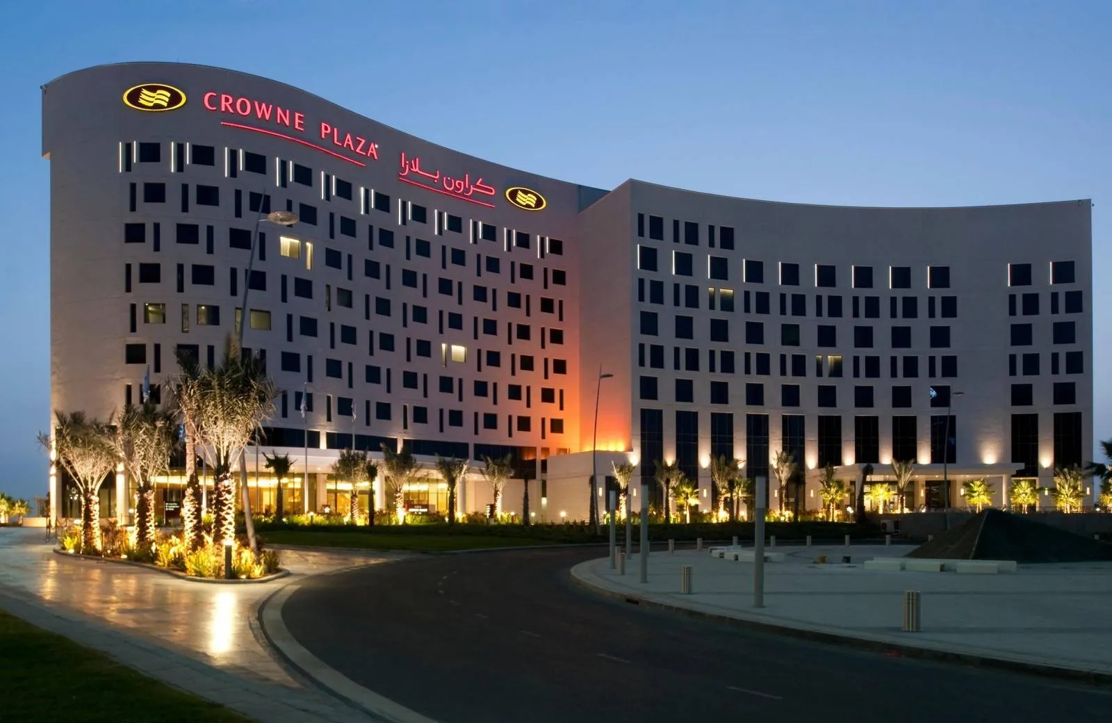 Crowne Plaza Abu Dhabi Yas Island 4*