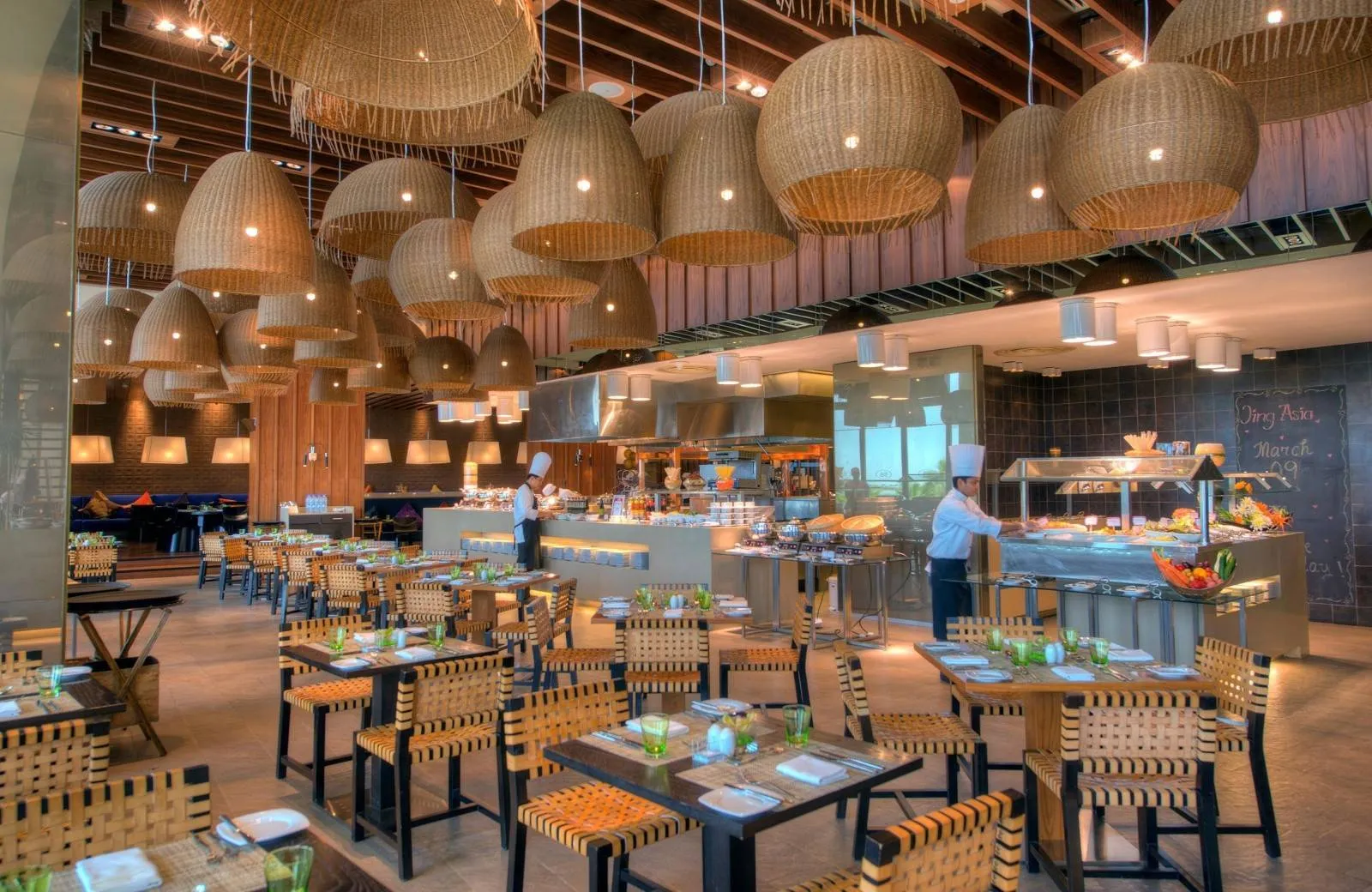 Crowne Plaza Abu Dhabi Yas Island 4*