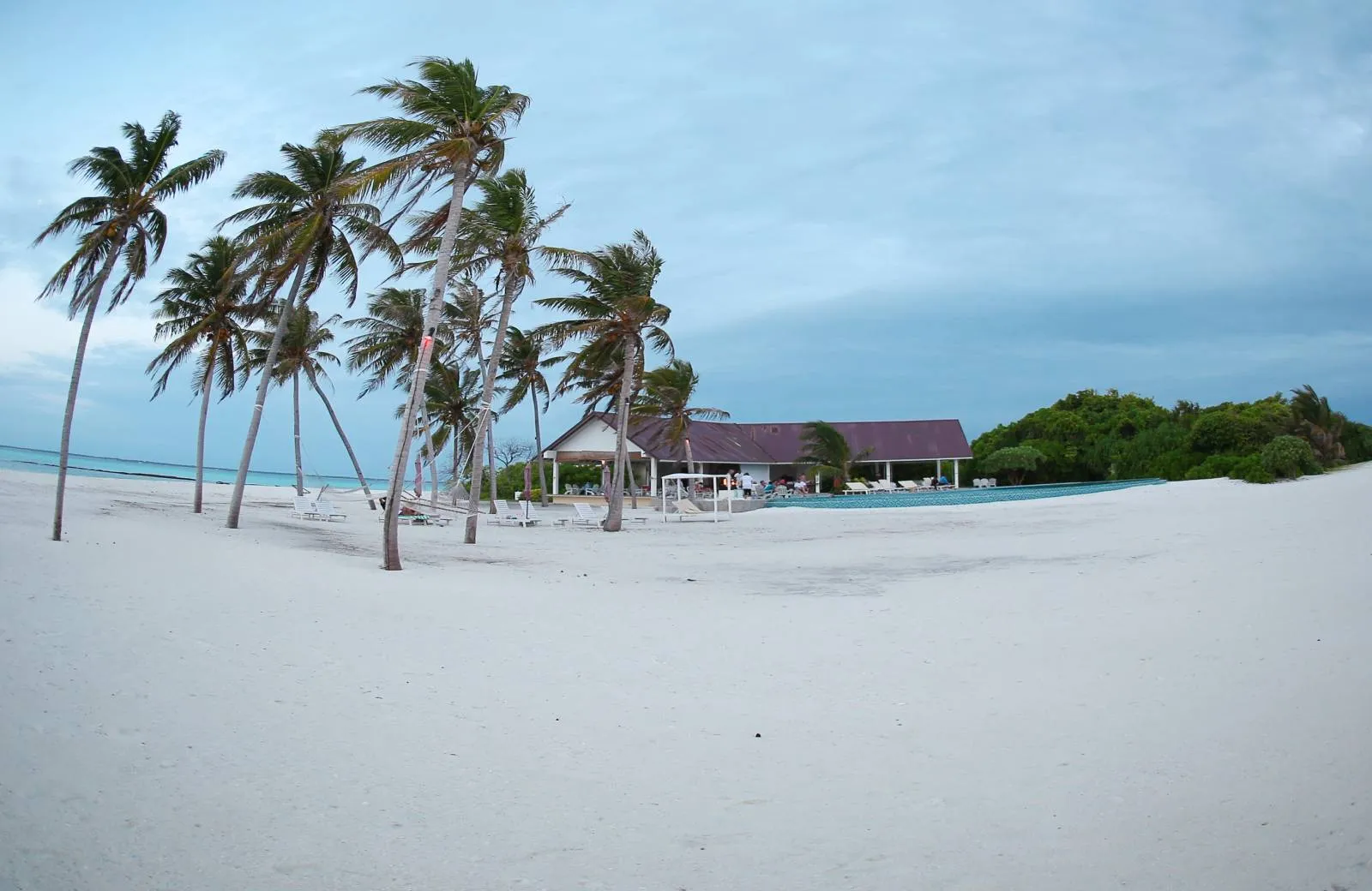 Hondaafushi Island Resort  4*