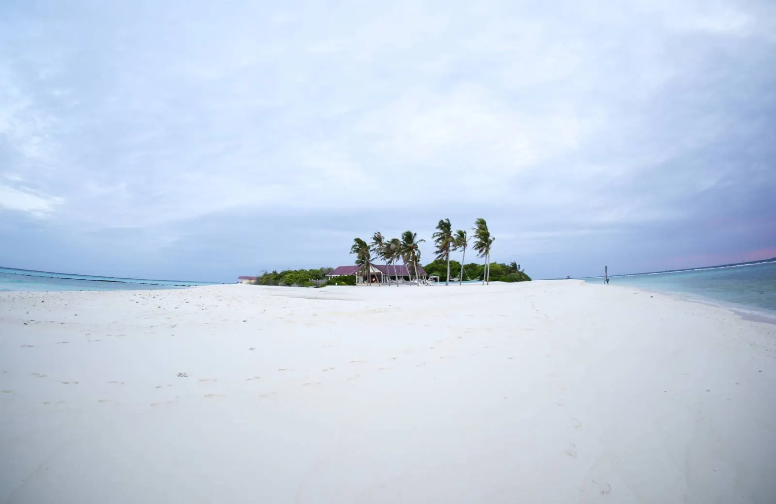 Hondaafushi Island Resort  4*