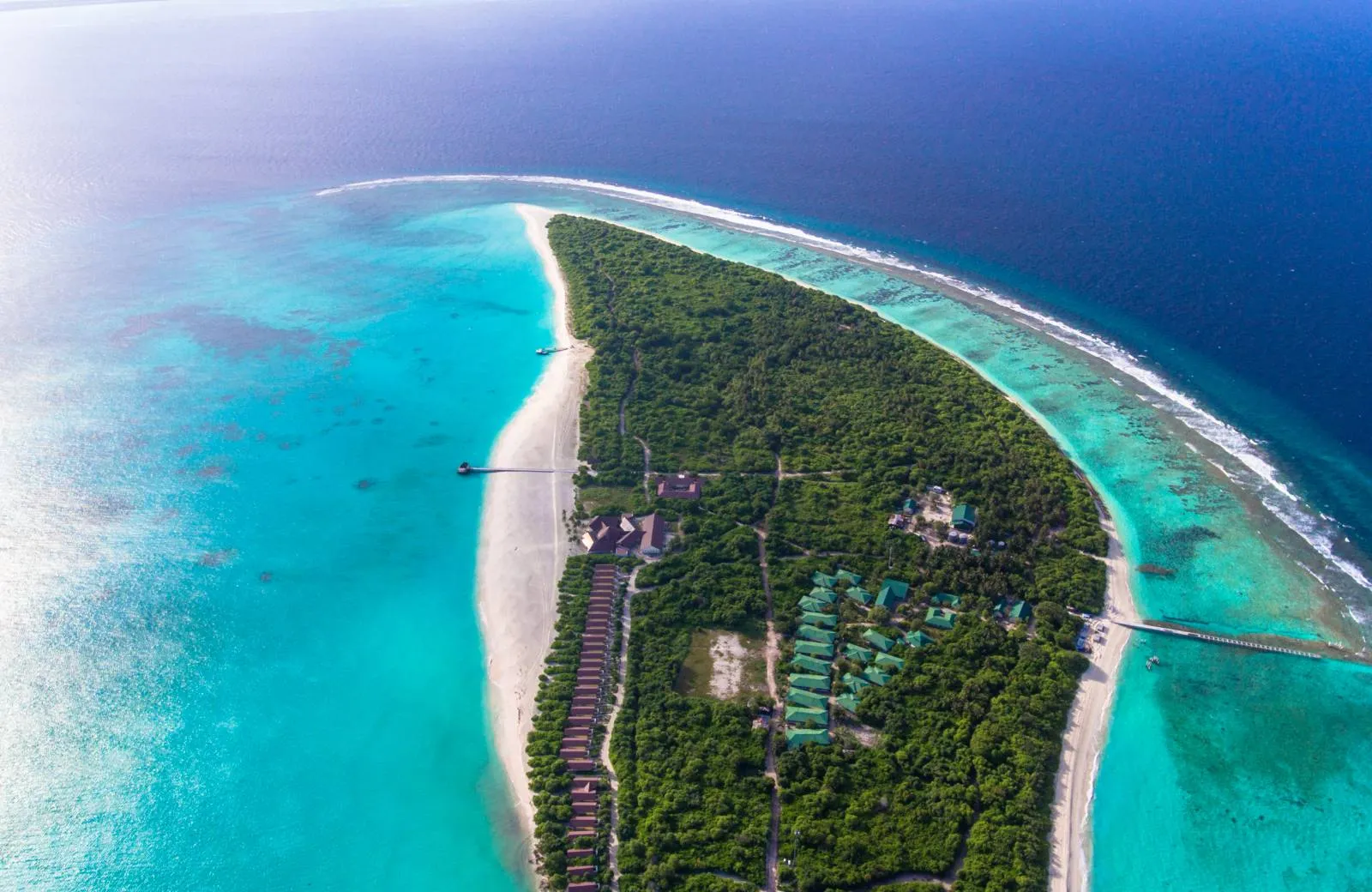 Hondaafushi Island Resort  4*