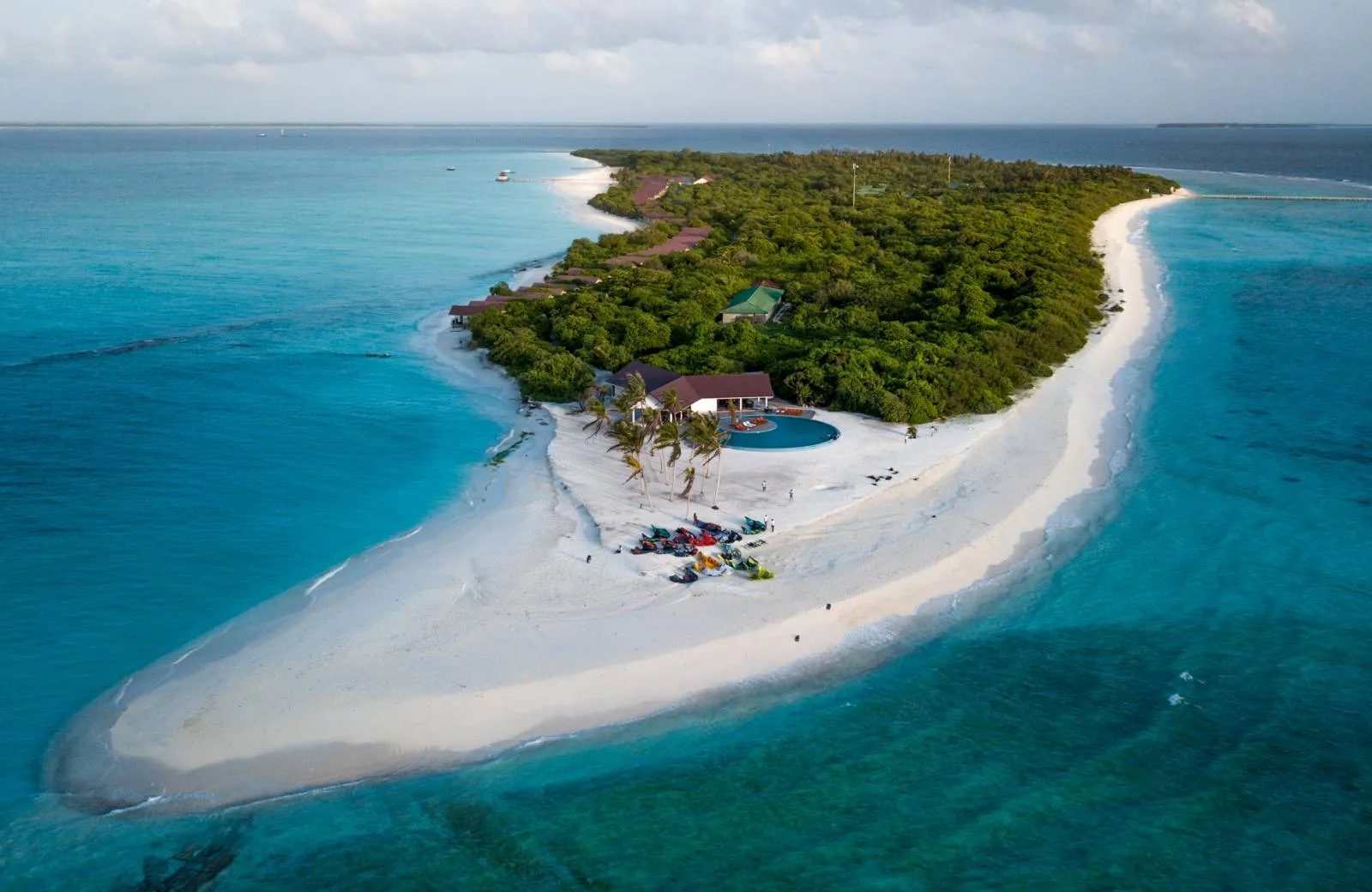 Hondaafushi Island Resort  4*