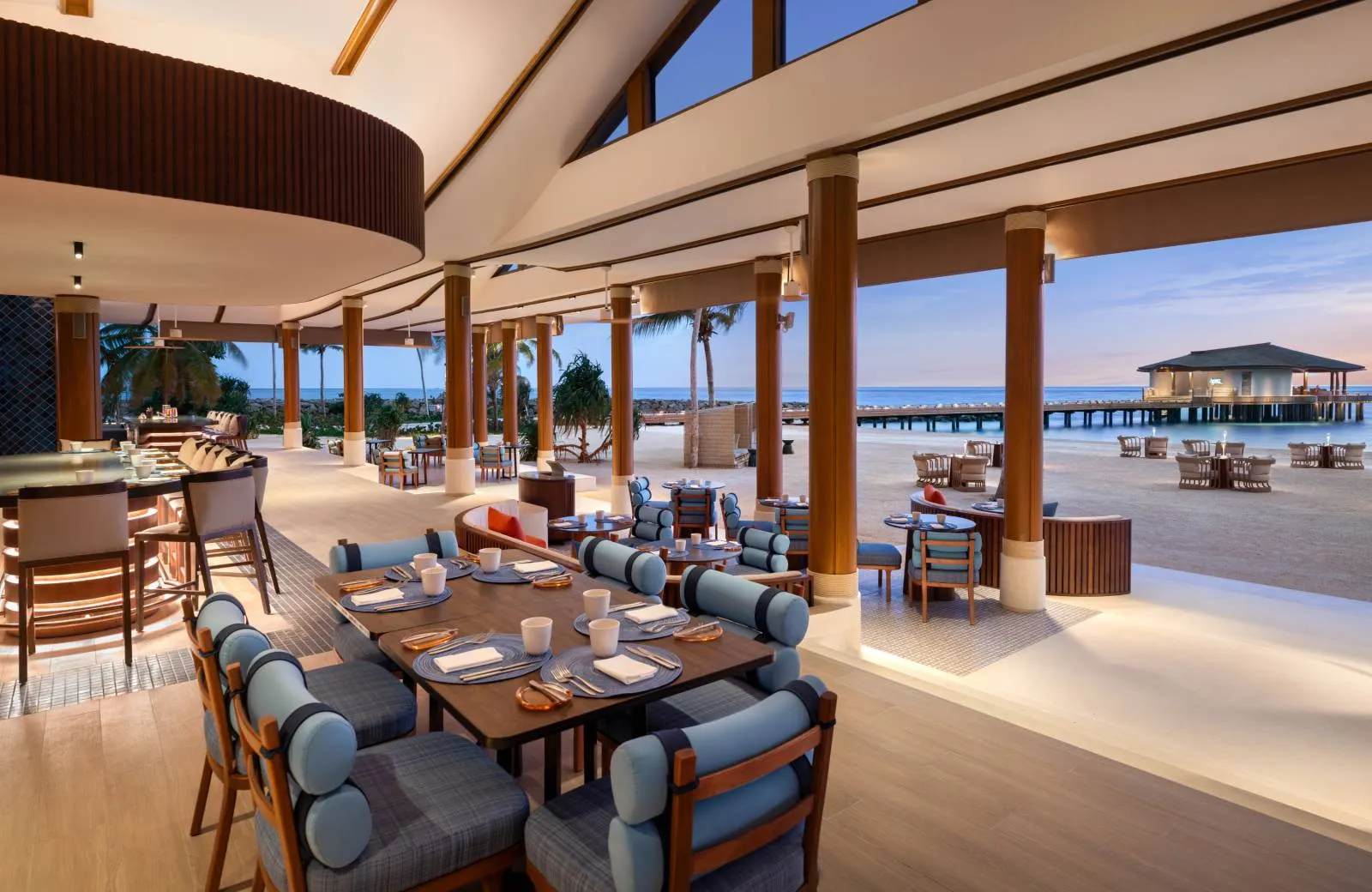 Centara Grand Lagoon Maldives 5*