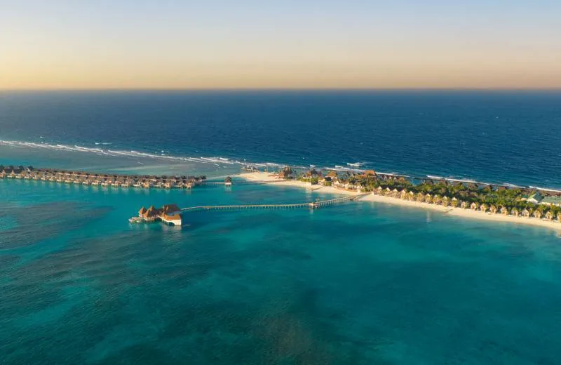 Meyyafushi Maldives  5*