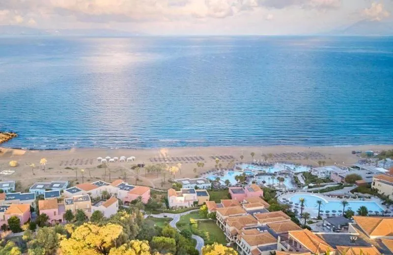 Grecotel LUXME Oasis at Riviera Olympia & Aqua Park 5*