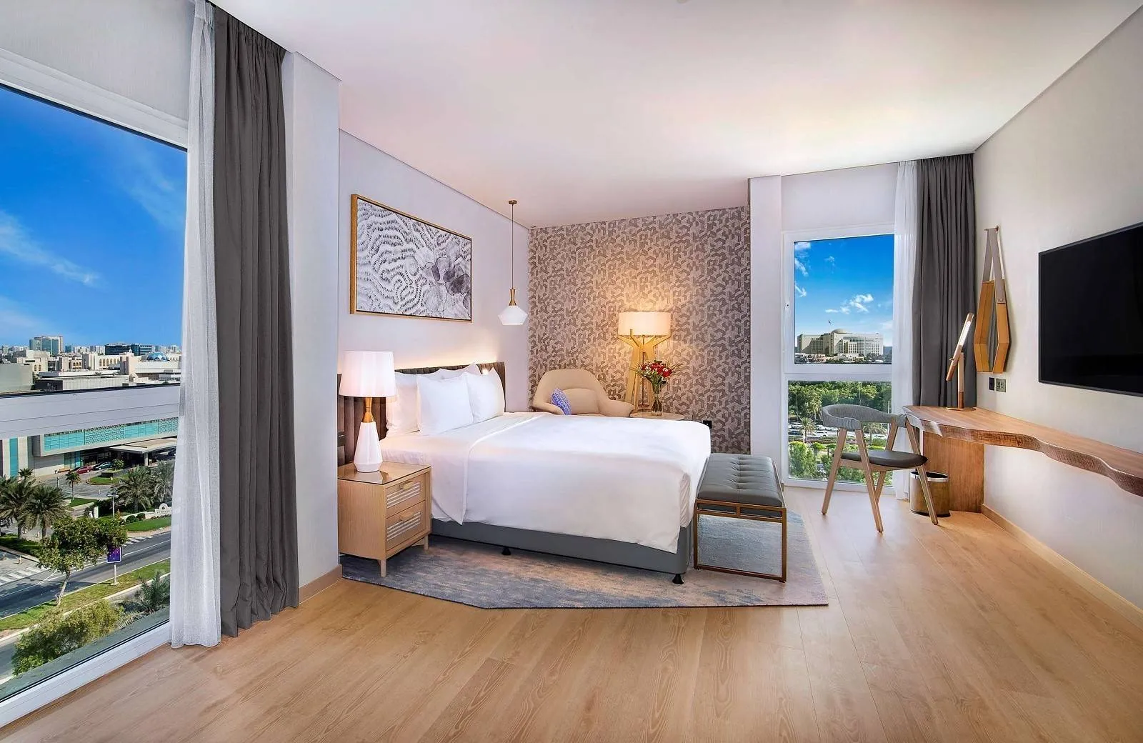 Radisson Blu Hotel & Resort, Abu Dhabi Corniche 5*