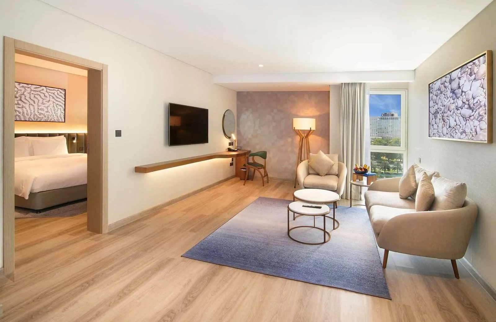 Radisson Blu Hotel & Resort, Abu Dhabi Corniche 5*