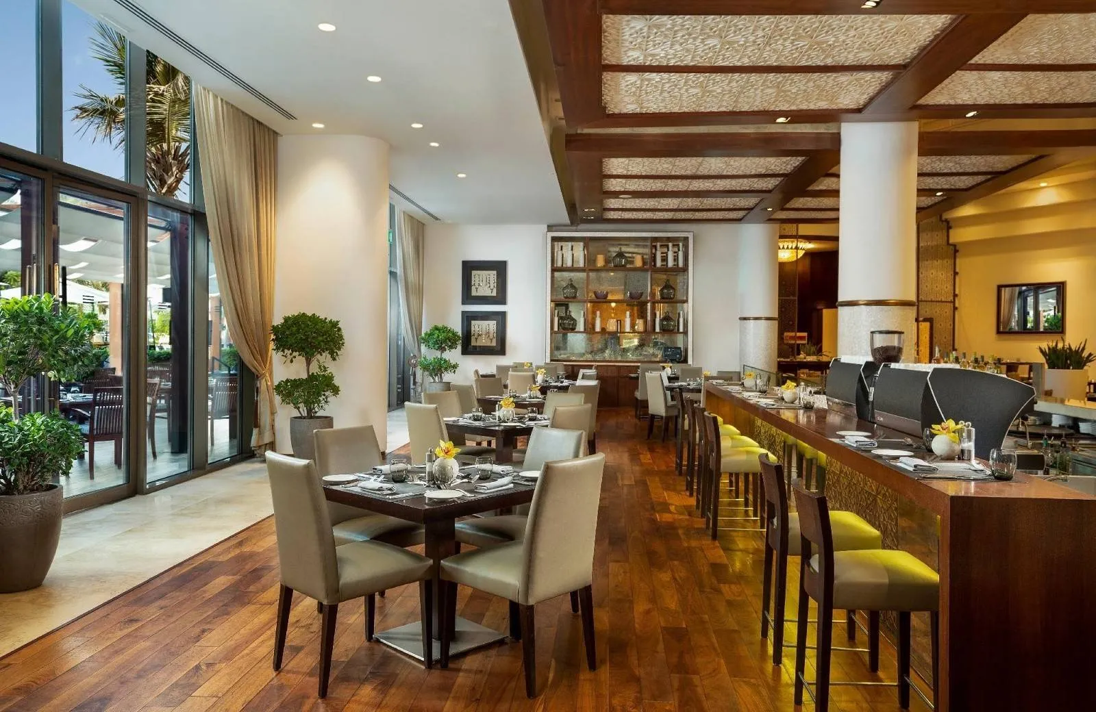 Beach Rotana Abu Dhabi 5*