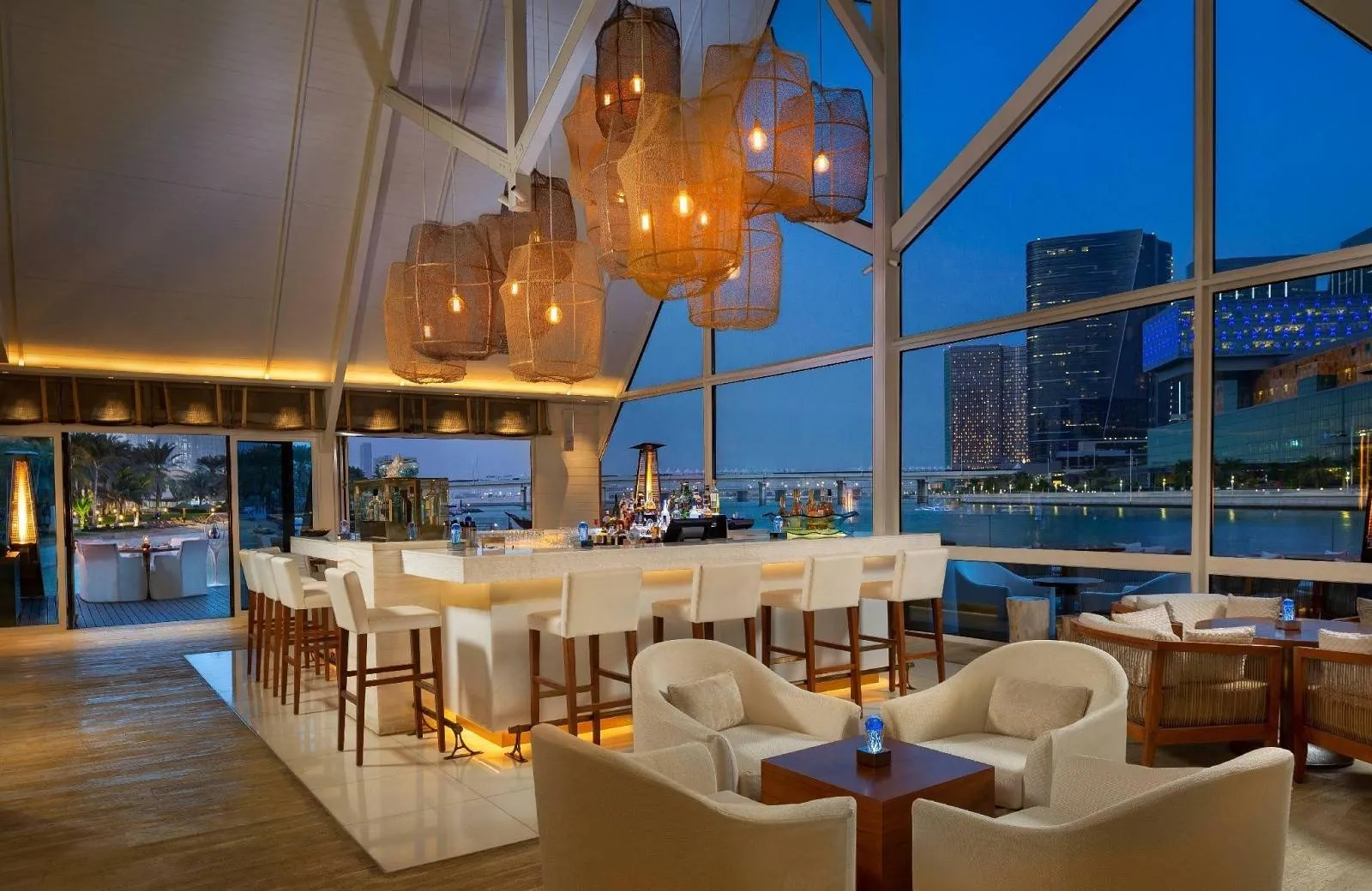 Beach Rotana Abu Dhabi 5*