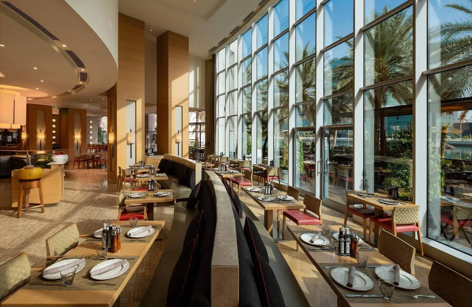 Beach Rotana Abu Dhabi 5*