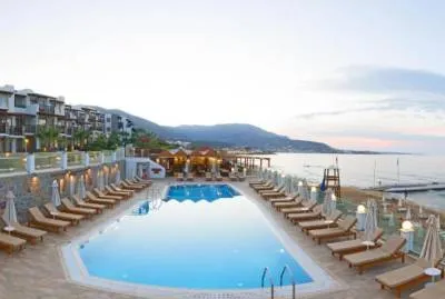 Alexander Beach Hotel & Village Resort 5*