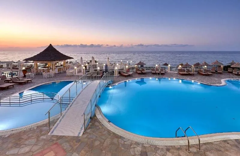 Alexander Beach Hotel & Village Resort 5*