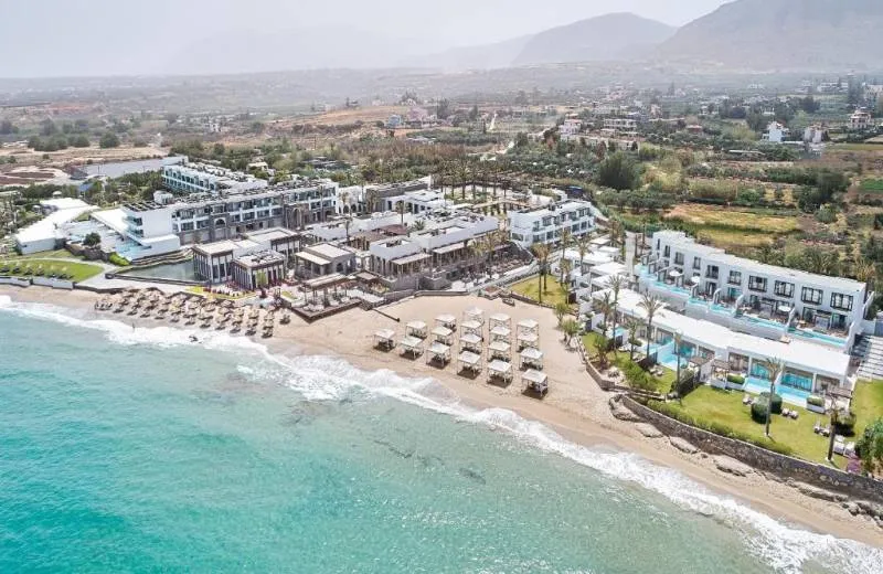 Amirandes, A Grecotel Resort to Live 5*