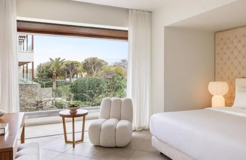 Amirandes, A Grecotel Resort to Live 5*