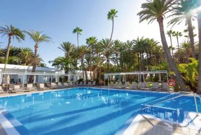 Hotel Riu Palace Oasis 5*