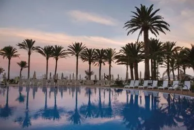 Hotel Riu Palace Tres Islas 4*