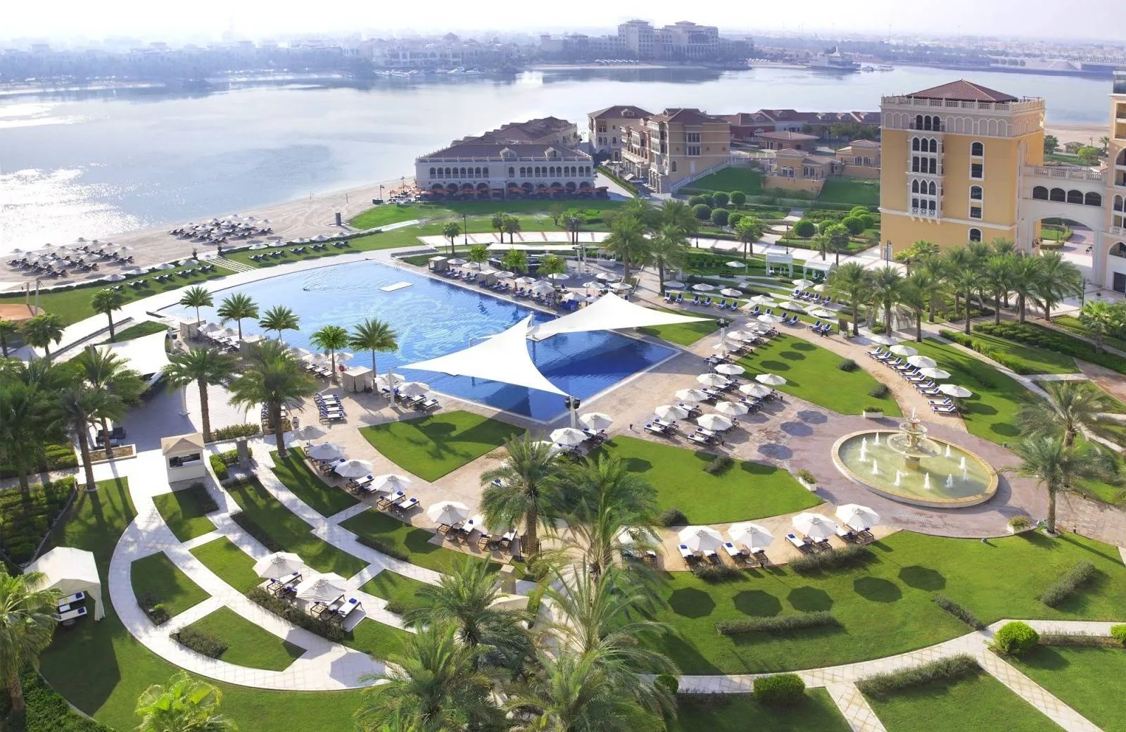 Hotel Ritz-Carlton Abu Dhabi Grand Canal, SAE