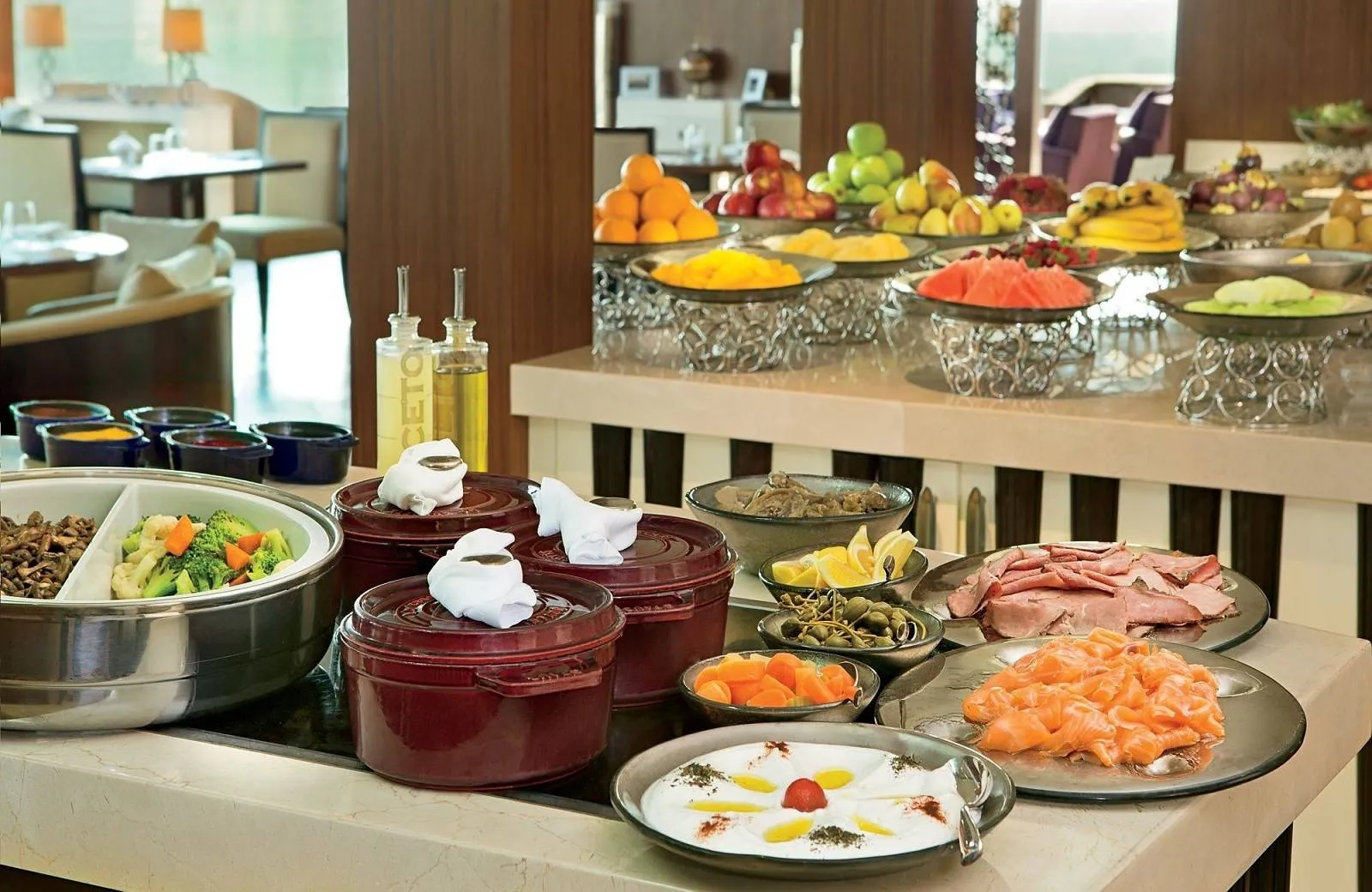 The Ritz-Carlton Abu Dhabi, Grand Canal 5*