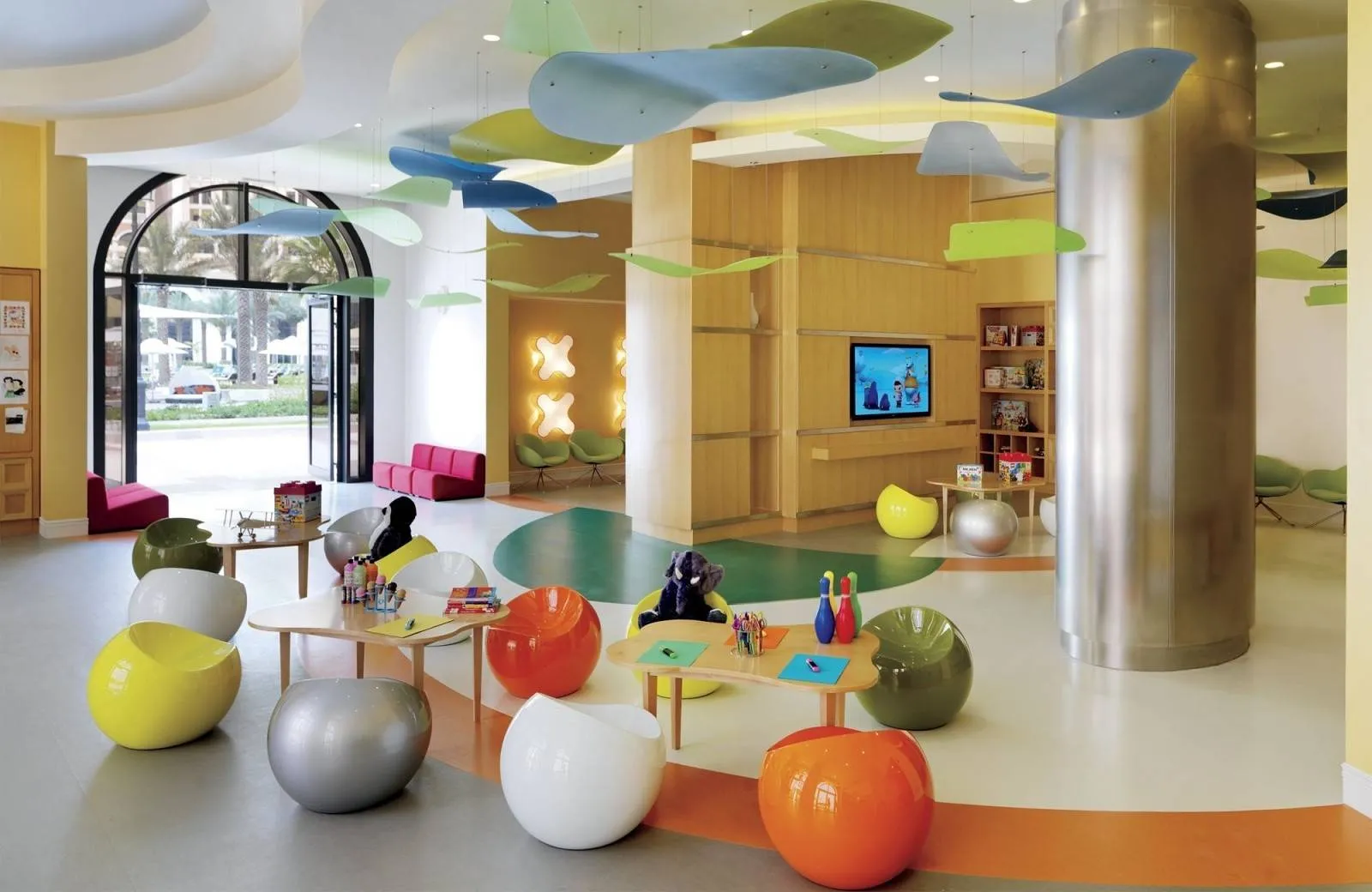 The Ritz-Carlton Abu Dhabi, Grand Canal 5*