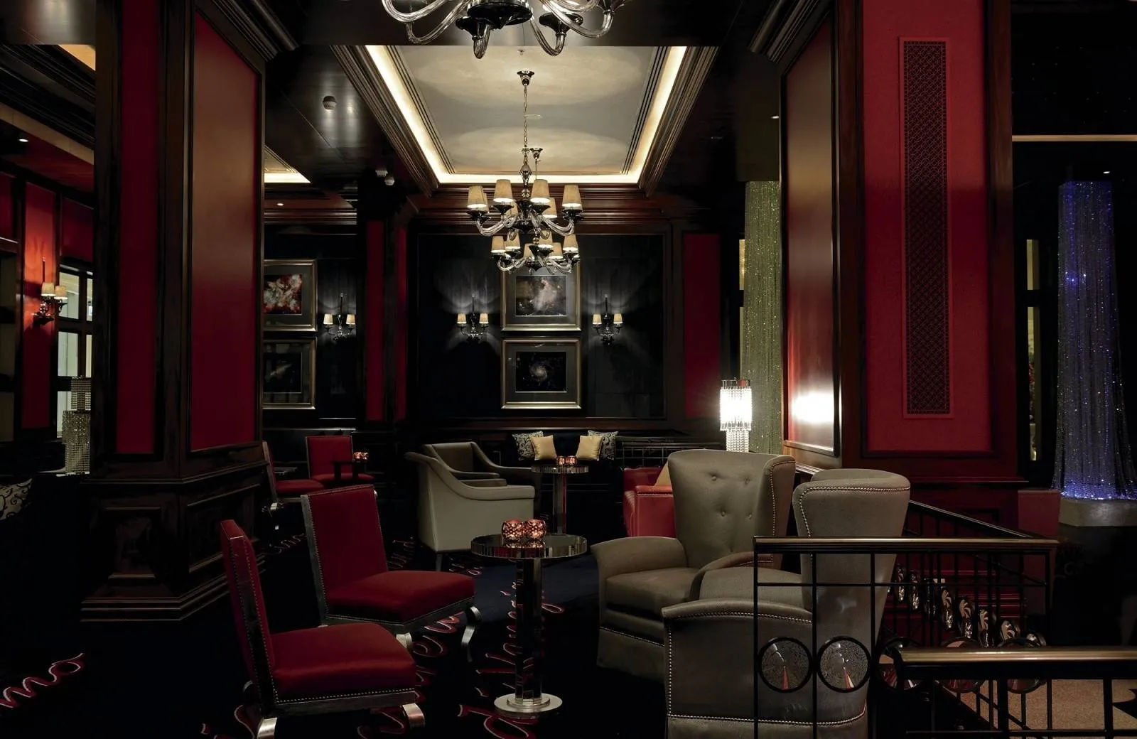 The Ritz-Carlton Abu Dhabi, Grand Canal 5*