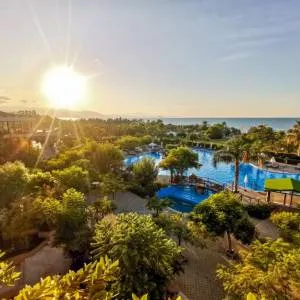 Grand Palladium Sicilia Resort & Spa 5*