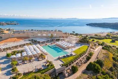 Mangia's Sardinia Resort 5*