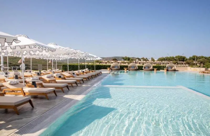 Mangia's Sardinia Resort 5*