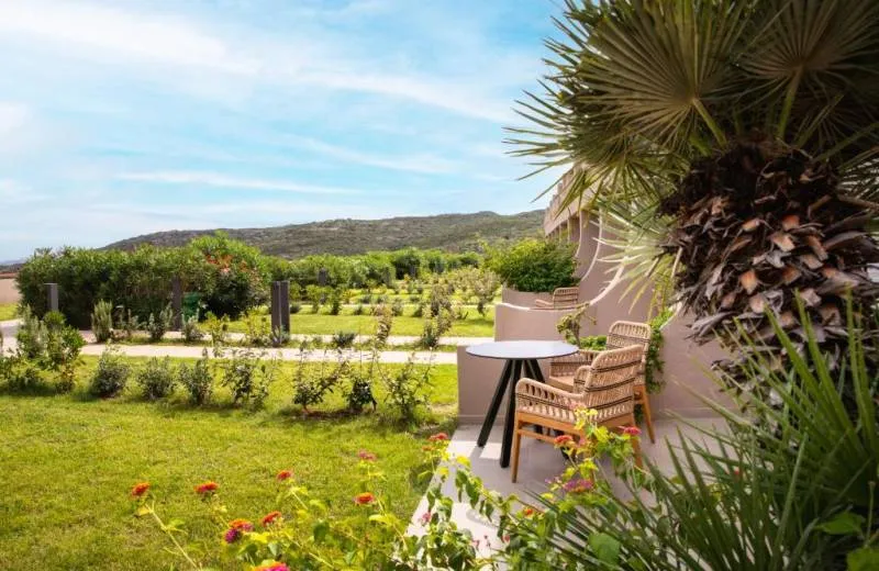 Mangia's Sardinia Resort 5*